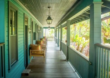 Stay your way 7-night package